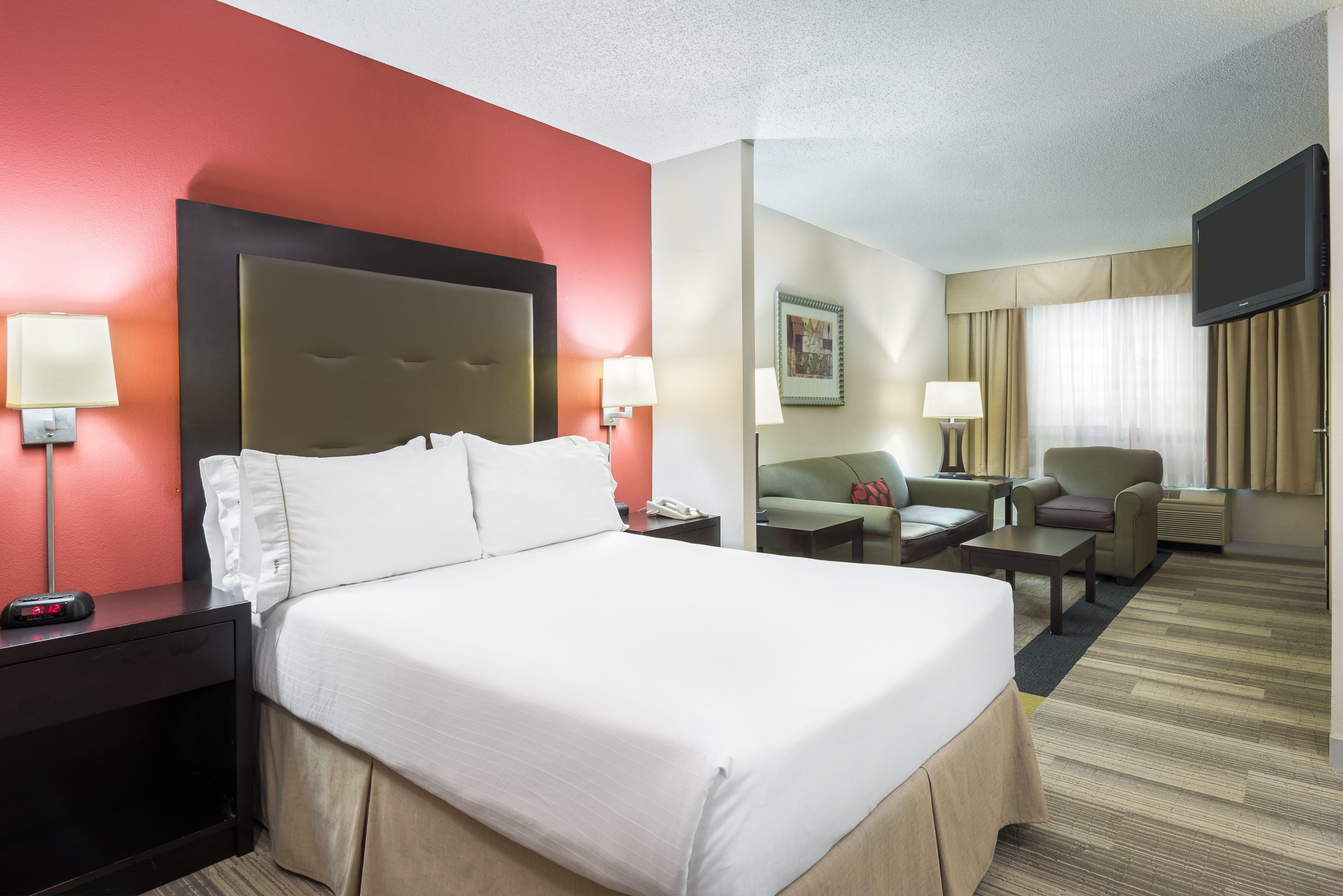 Holiday Inn Express Hotel & Suites Kendall East-Miami By Ihg Exterior photo