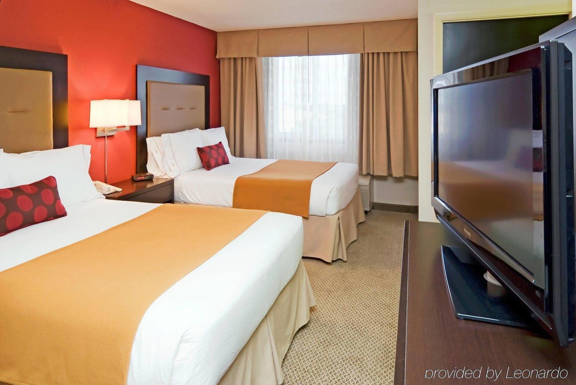 Holiday Inn Express Hotel & Suites Kendall East-Miami By Ihg Room photo