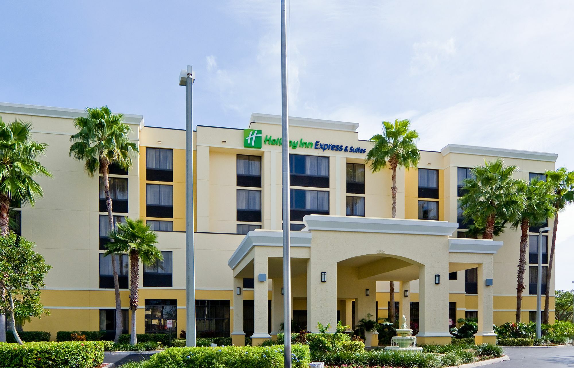 Holiday Inn Express Hotel & Suites Kendall East-Miami By Ihg Exterior photo